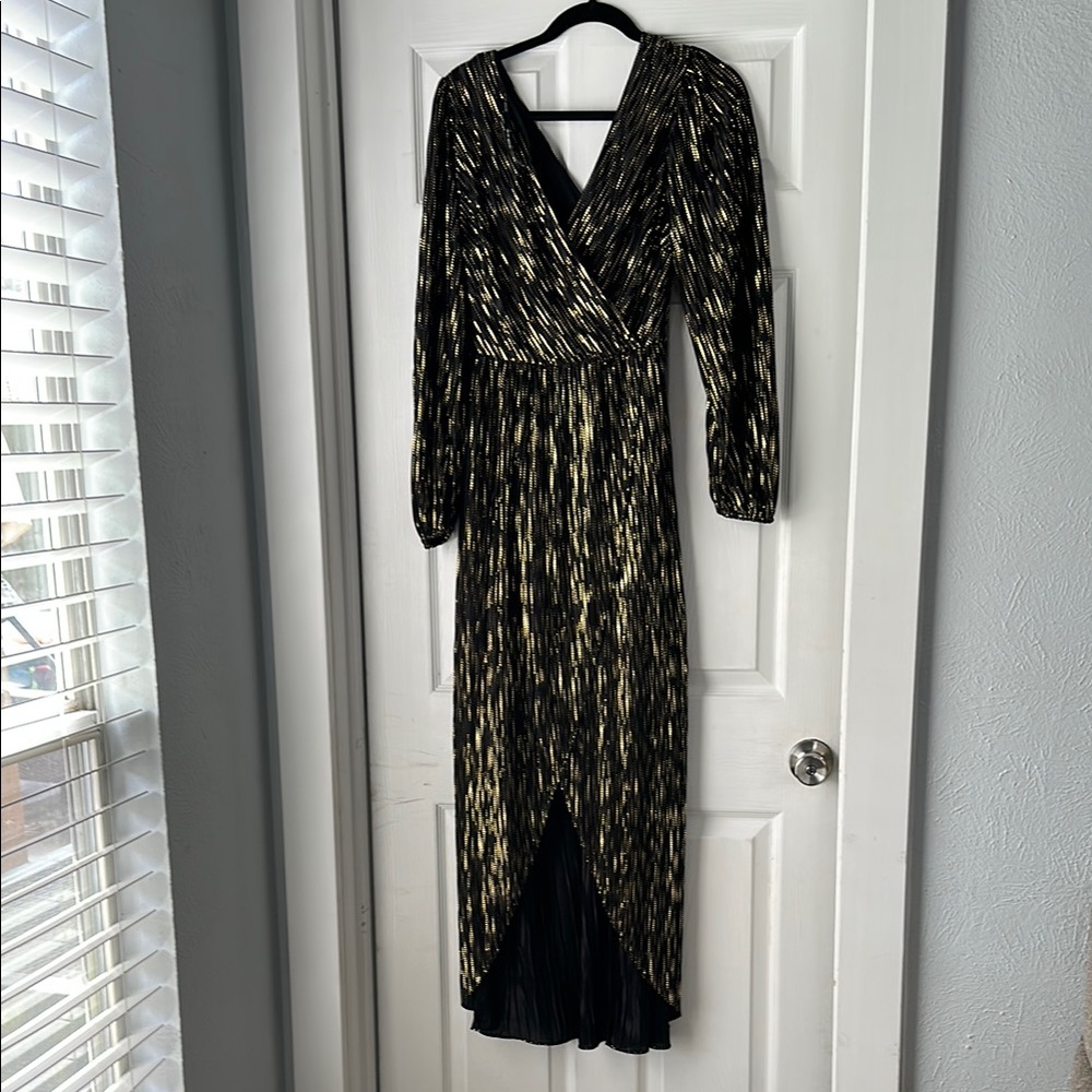 Guess Black and Gold Long Sleeve Dress